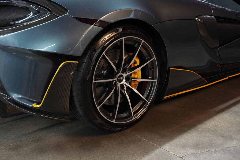 2020 McLaren 600LT Spider RWD photo 20