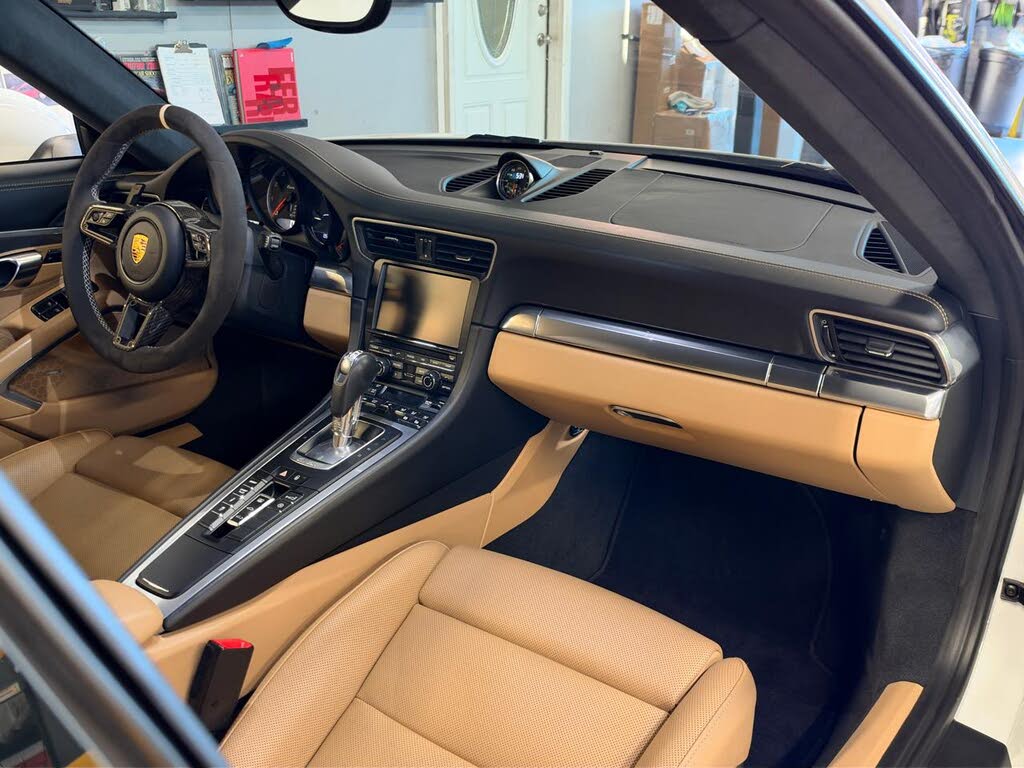 2014 Porsche 911 Turbo Coupe AWD photo 17 of 24
