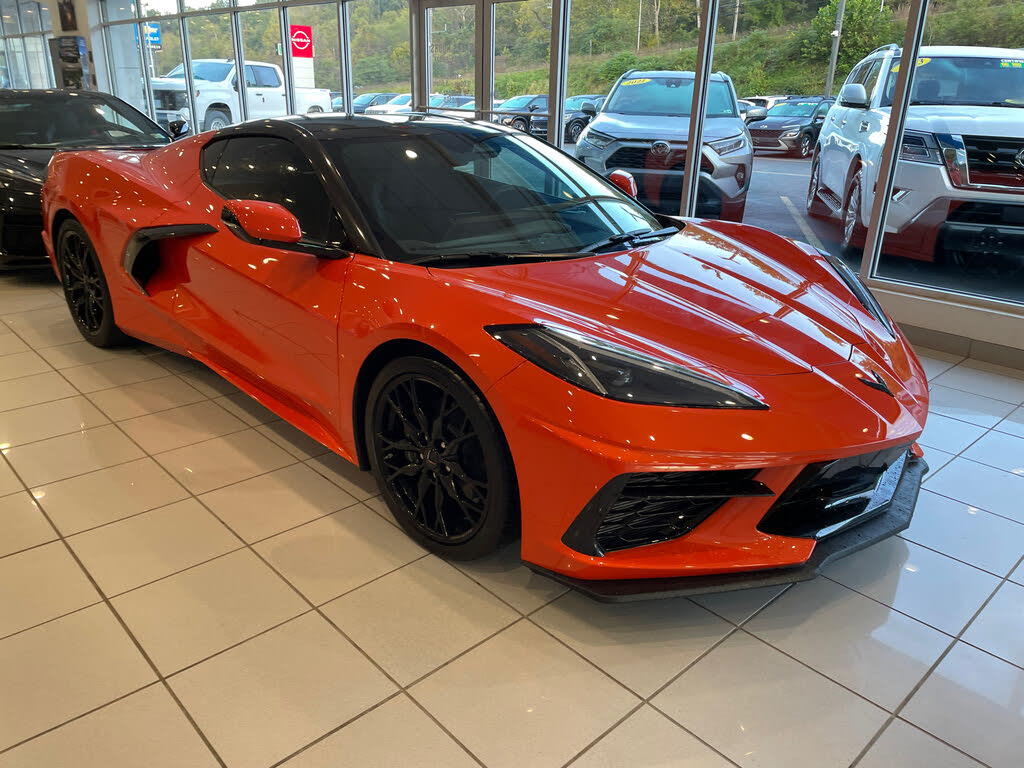 2027 Chevrolet Corvette Stingray 1LT Coupe RWD photo 3 of 24