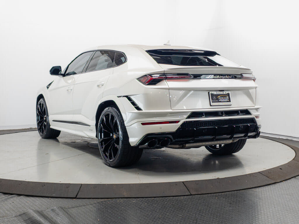 2023 Lamborghini Urus S AWD photo 23
