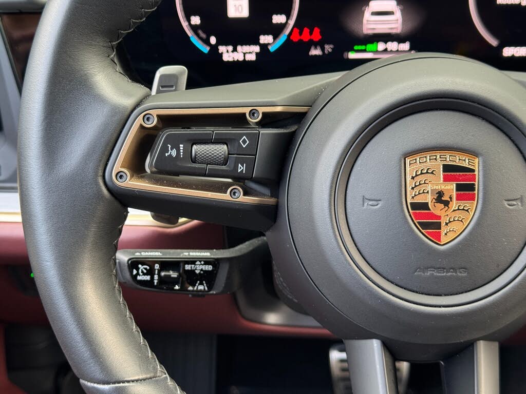2024 Porsche Cayenne Turbo GT AWD photo 22
