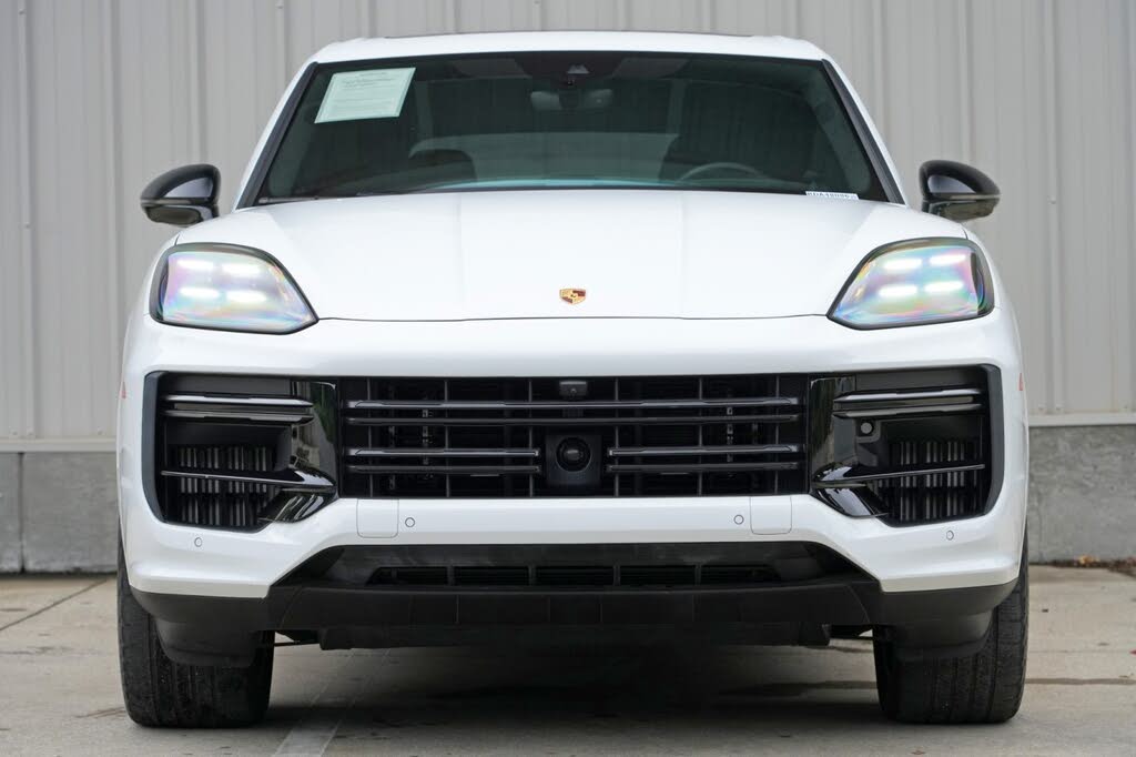 2024 Porsche Cayenne Turbo GT AWD photo 7