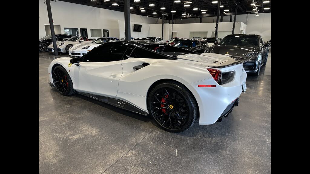2018 Ferrari 488 Spider RWD photo 2