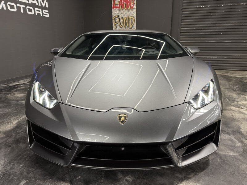 2018 Lamborghini Huracan LP 580-2 Coupe RWD photo 2