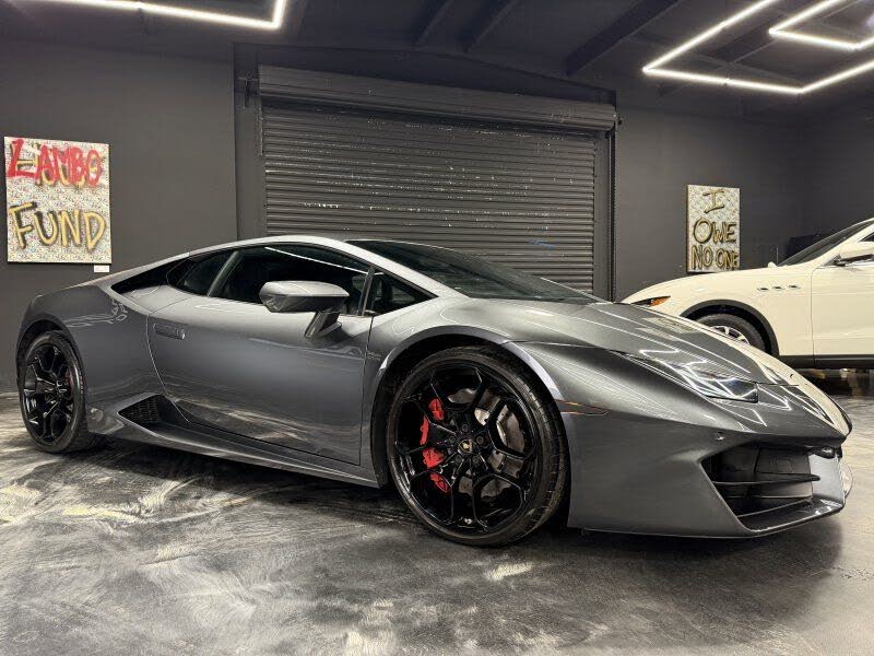 2018 Lamborghini Huracan LP 580-2 Coupe RWD photo 3