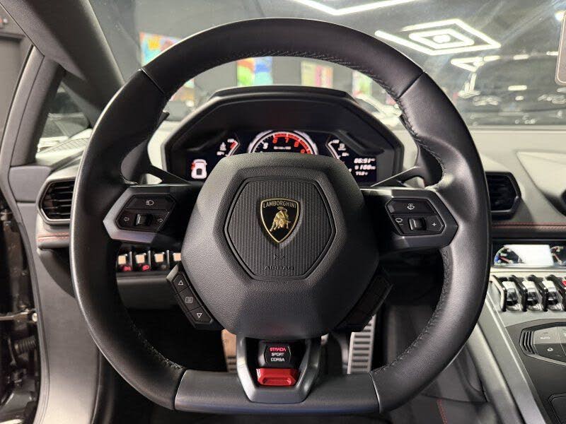 2018 Lamborghini Huracan LP 580-2 Coupe RWD photo 10