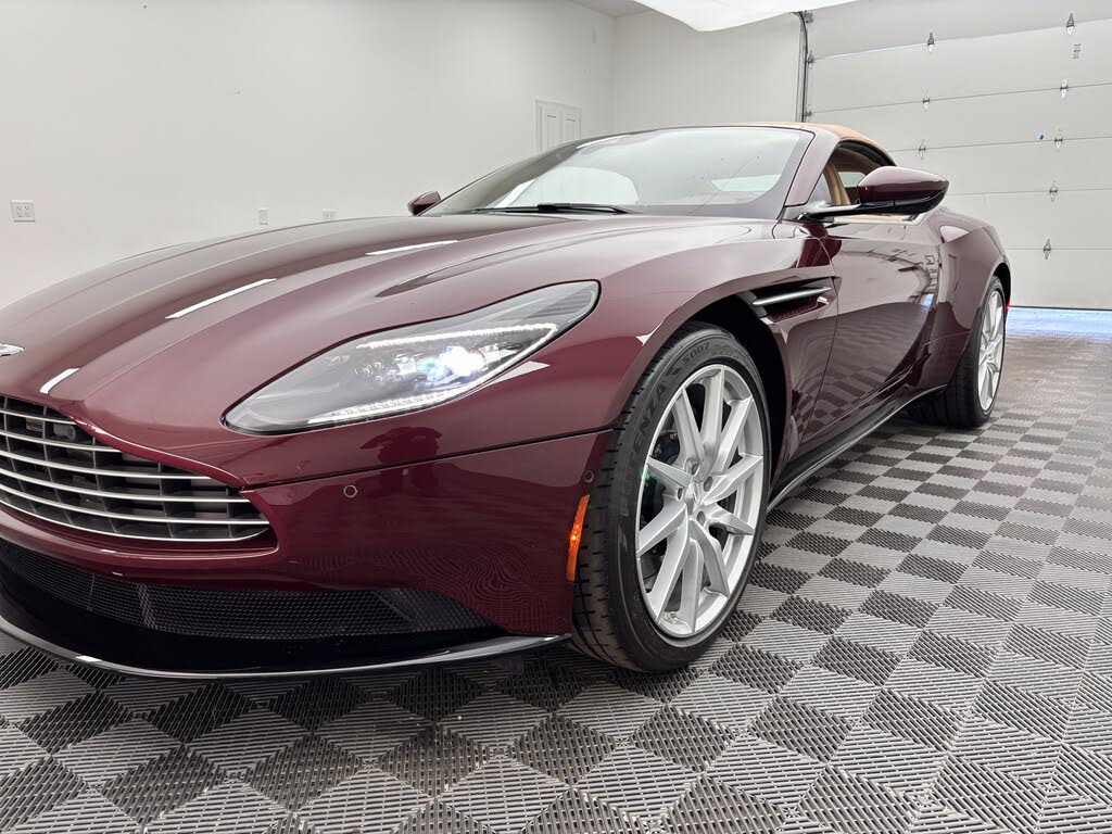 2019 Aston Martin DB11 V8 Volante Convertible RWD photo 17