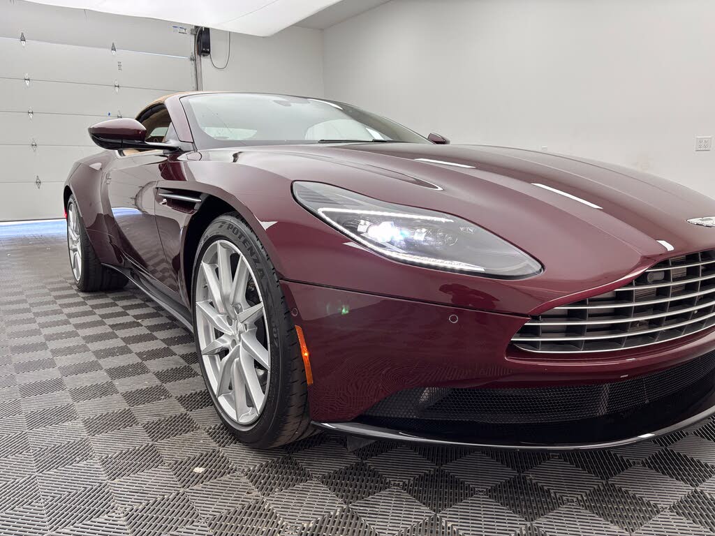 2019 Aston Martin DB11 V8 Volante Convertible RWD photo 18