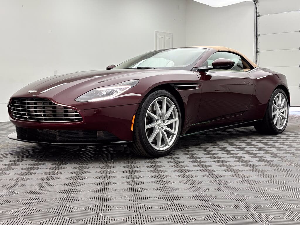 2019 Aston Martin DB11 V8 Volante Convertible RWD photo 3