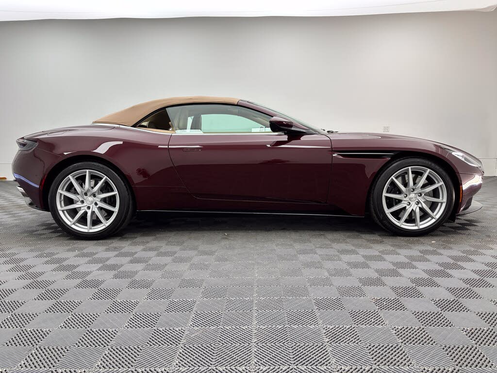 2019 Aston Martin DB11 V8 Volante Convertible RWD photo 7