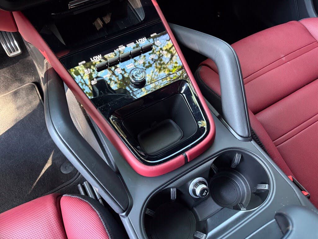 2024 Porsche Cayenne Turbo GT AWD photo 14