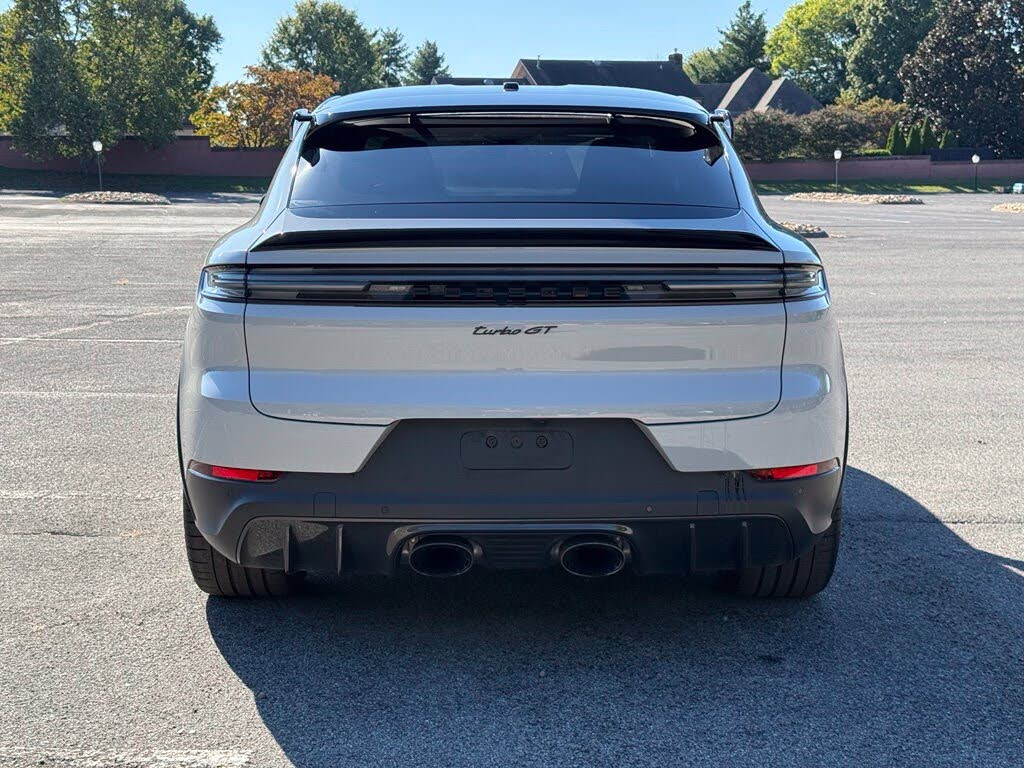 2024 Porsche Cayenne Turbo GT AWD photo 17
