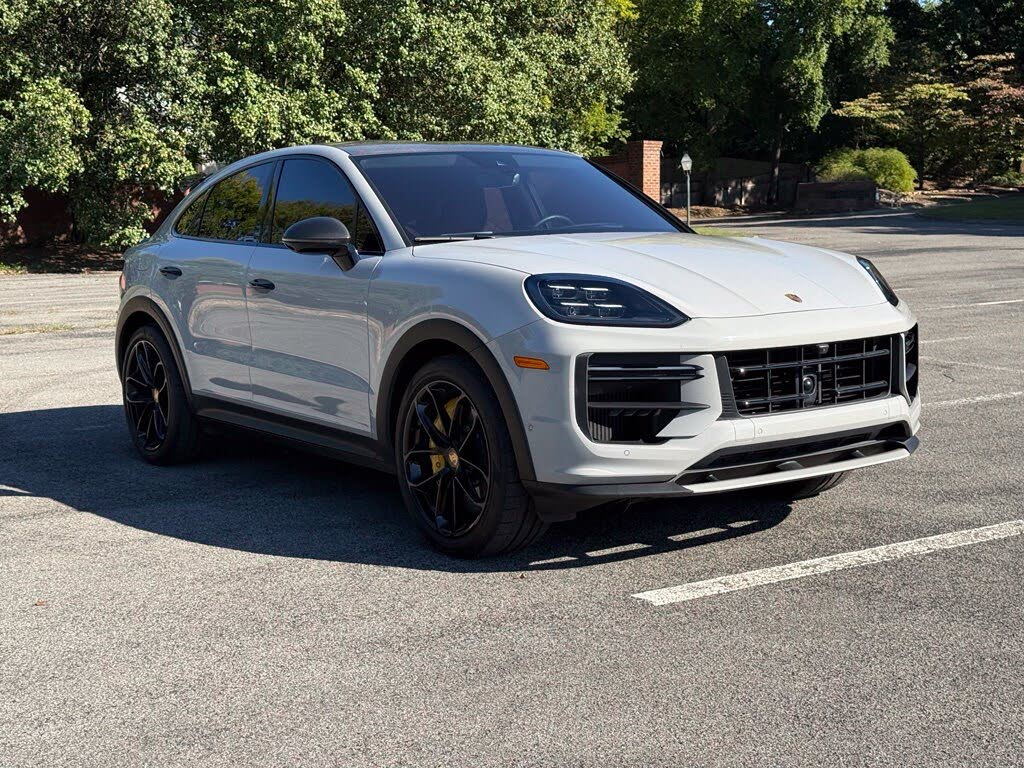 2024 Porsche Cayenne Turbo GT AWD photo 24
