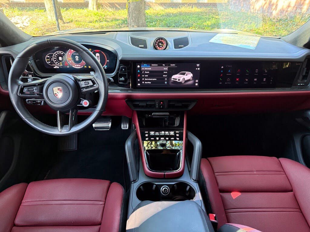 2024 Porsche Cayenne Turbo GT AWD photo 8