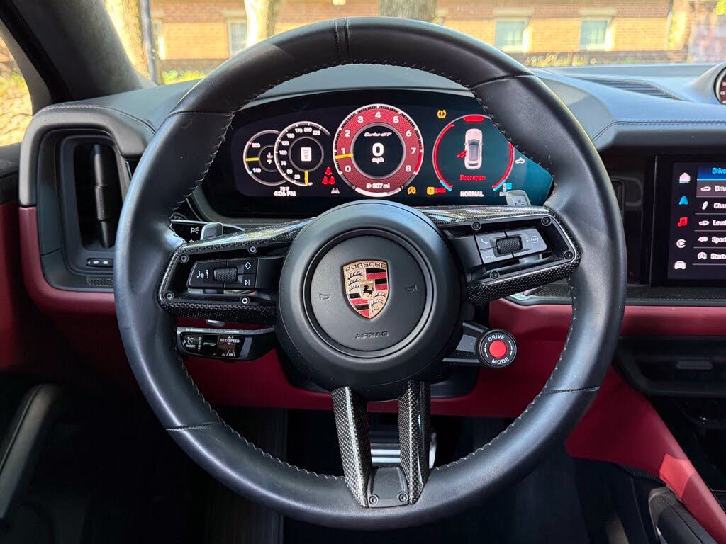 2024 Porsche Cayenne Turbo GT AWD photo 9