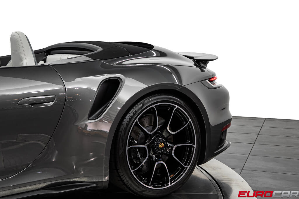 2022 Porsche 911 Turbo Cabriolet AWD photo 17 of 24