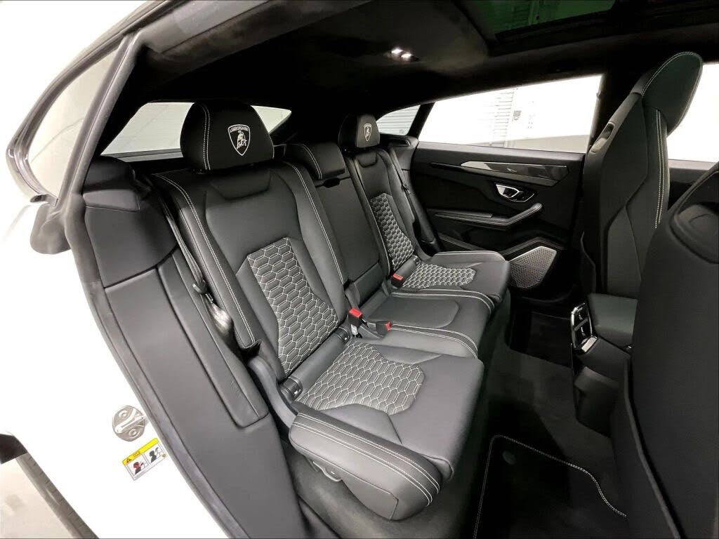 2024 Lamborghini Urus S AWD photo 15