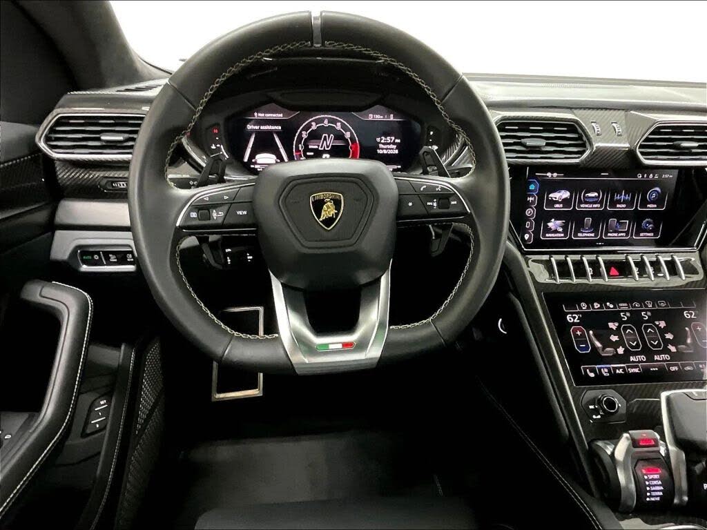 2024 Lamborghini Urus S AWD photo 19