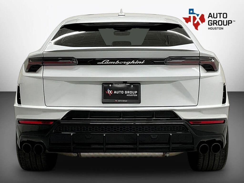 2024 Lamborghini Urus S AWD photo 7