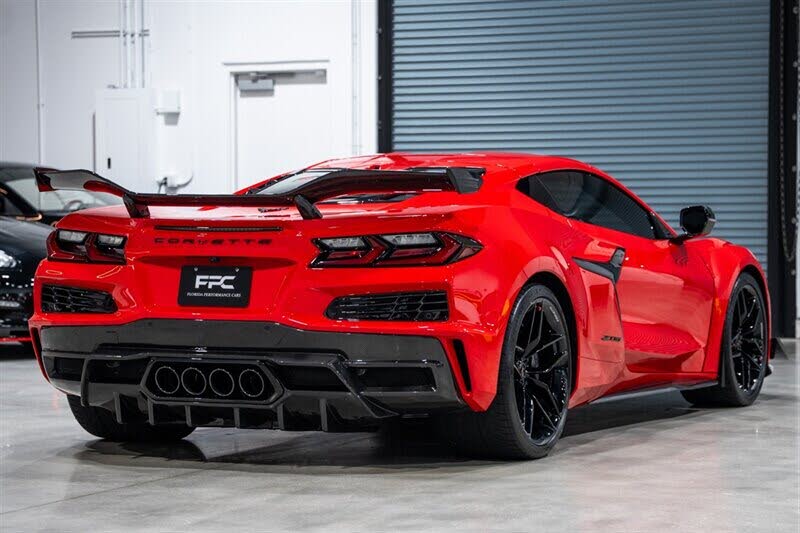 2025 Chevrolet Corvette Z06 3LZ Coupe RWD photo 15