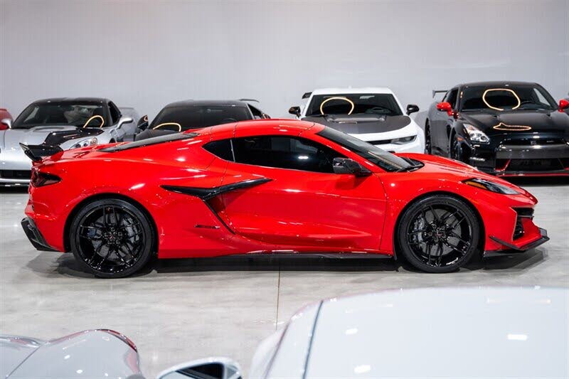 2025 Chevrolet Corvette Z06 3LZ Coupe RWD photo 7