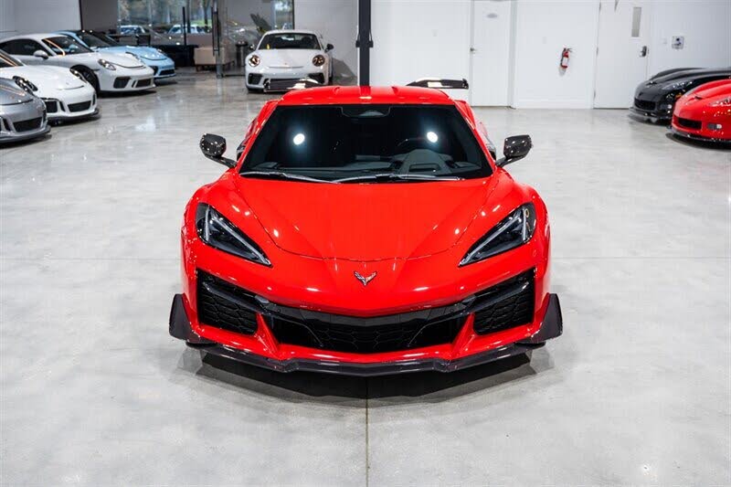 2025 Chevrolet Corvette Z06 3LZ Coupe RWD photo 9