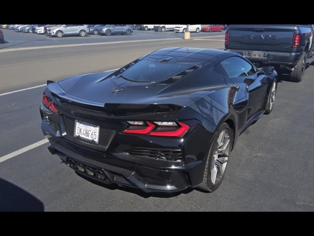 2024 Chevrolet Corvette Z06 2LZ Coupe RWD photo 2