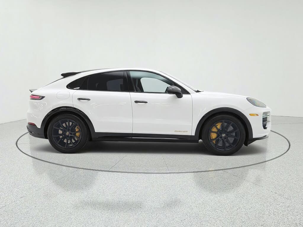 2024 Porsche Cayenne Turbo GT AWD photo 4 of 24