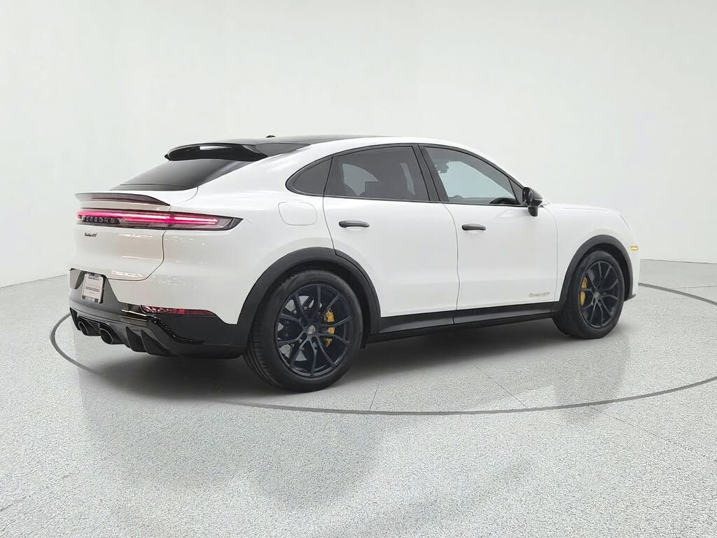 2024 Porsche Cayenne Turbo GT AWD photo 5 of 24