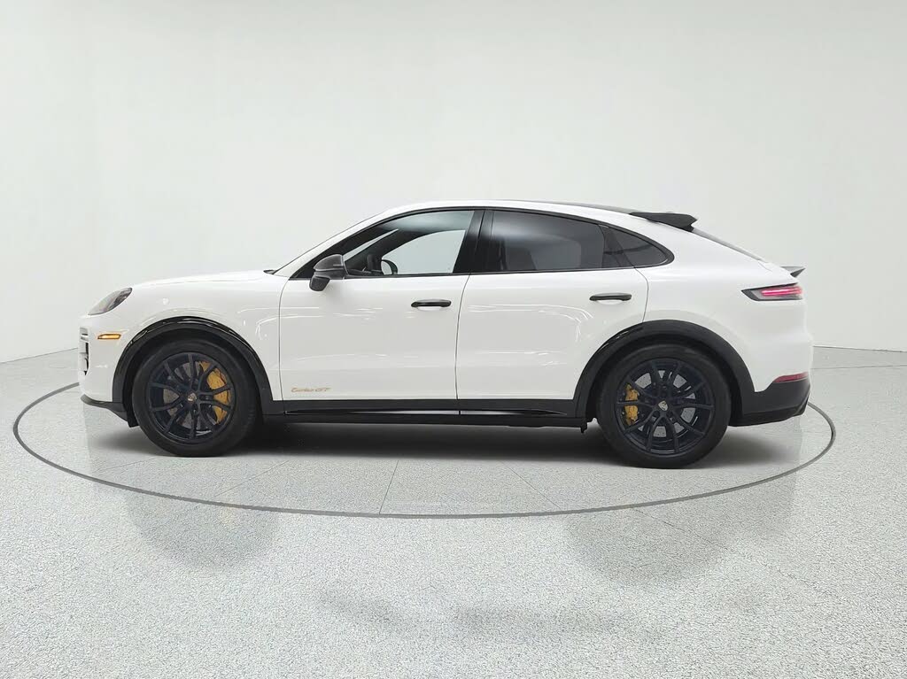 2024 Porsche Cayenne Turbo GT AWD photo 8 of 24