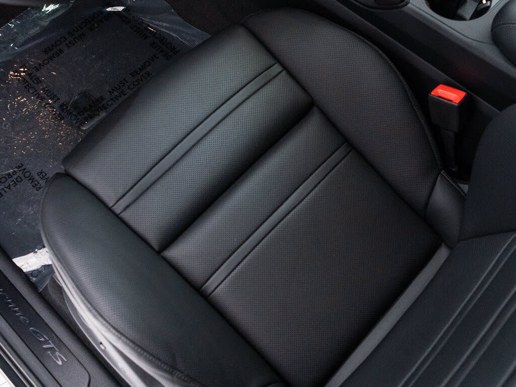 2026 Porsche Cayenne Coupe GTS AWD photo 19