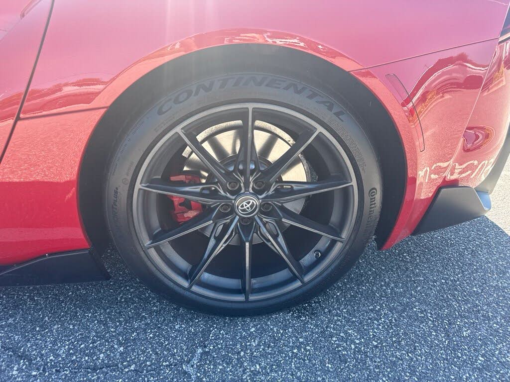 2024 Toyota Supra 3.0 RWD photo 7 of 17
