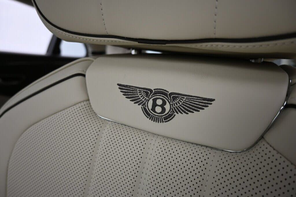 2027 Bentley Flying Spur photo 11