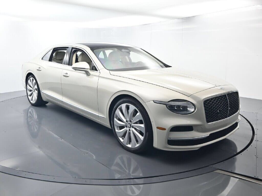 2027 Bentley Flying Spur photo 12