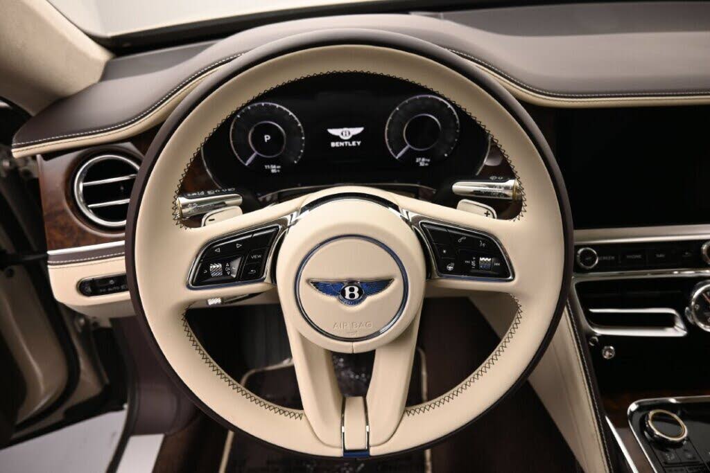 2027 Bentley Flying Spur photo 6