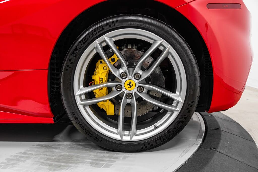 2018 Ferrari 488 Spider RWD photo 15