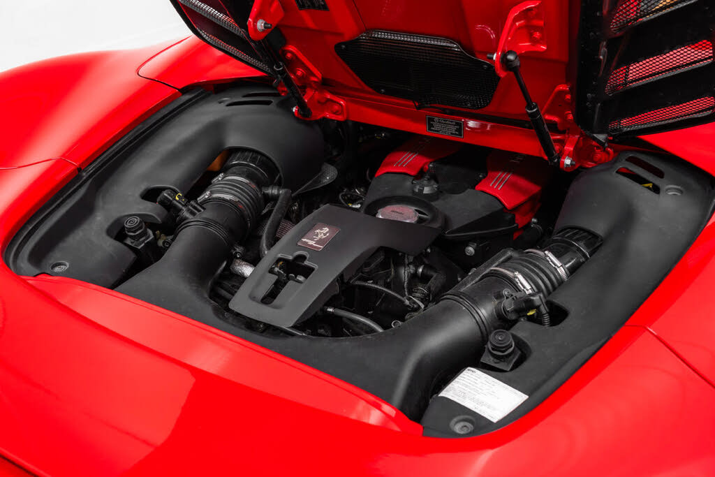 2018 Ferrari 488 Spider RWD photo 21