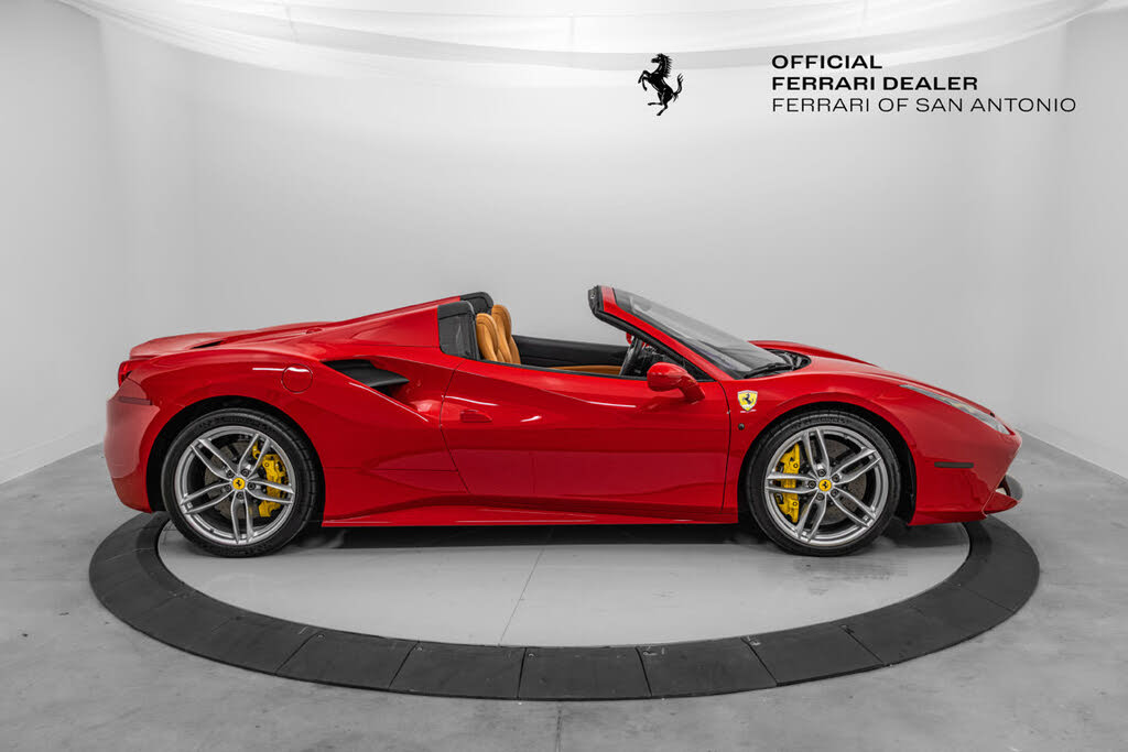 2018 Ferrari 488 Spider RWD photo 9