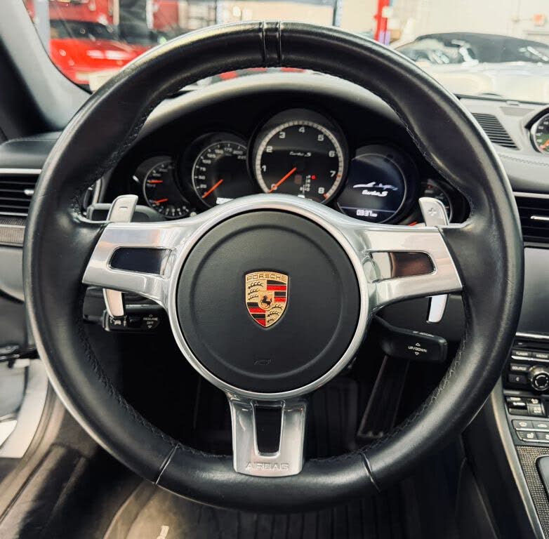 2014 Porsche 911 Turbo S Cabriolet AWD photo 23 of 24