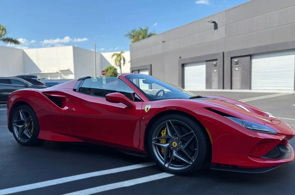 2022 Ferrari F8 Spider RWD photo 5