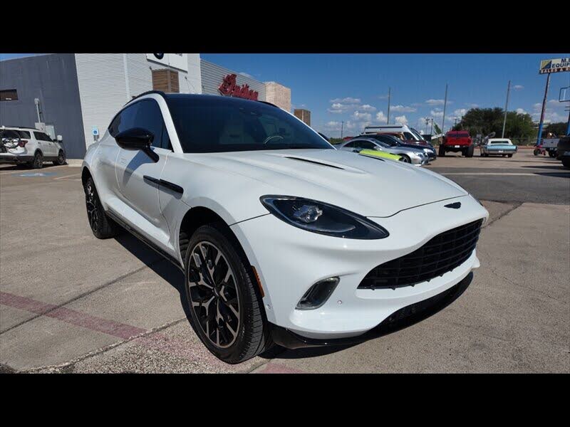 2022 Aston Martin DBX AWD photo 8
