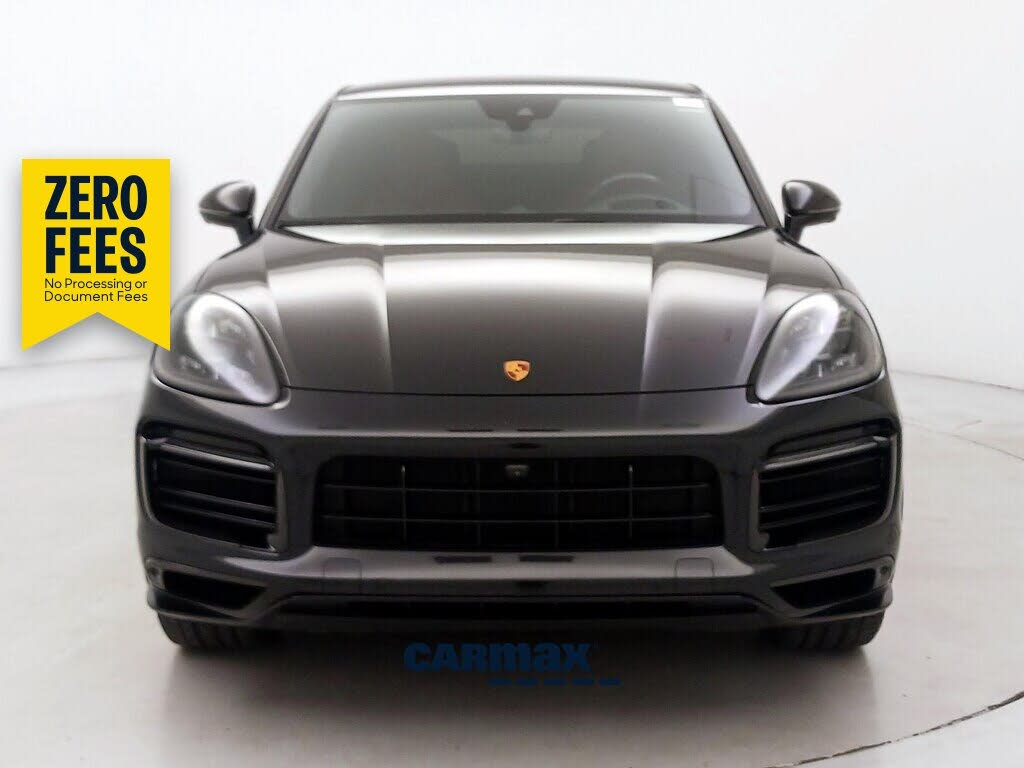 2023 Porsche Cayenne Coupe GTS AWD photo 2