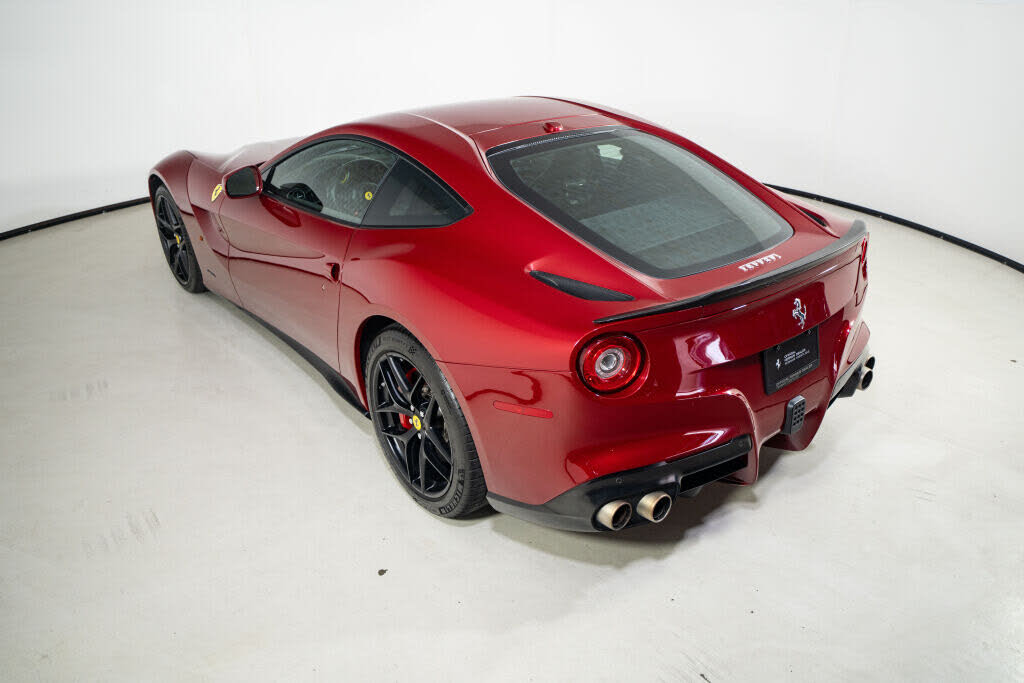 2015 Ferrari F12 Berlinetta Coupe photo 14 of 24