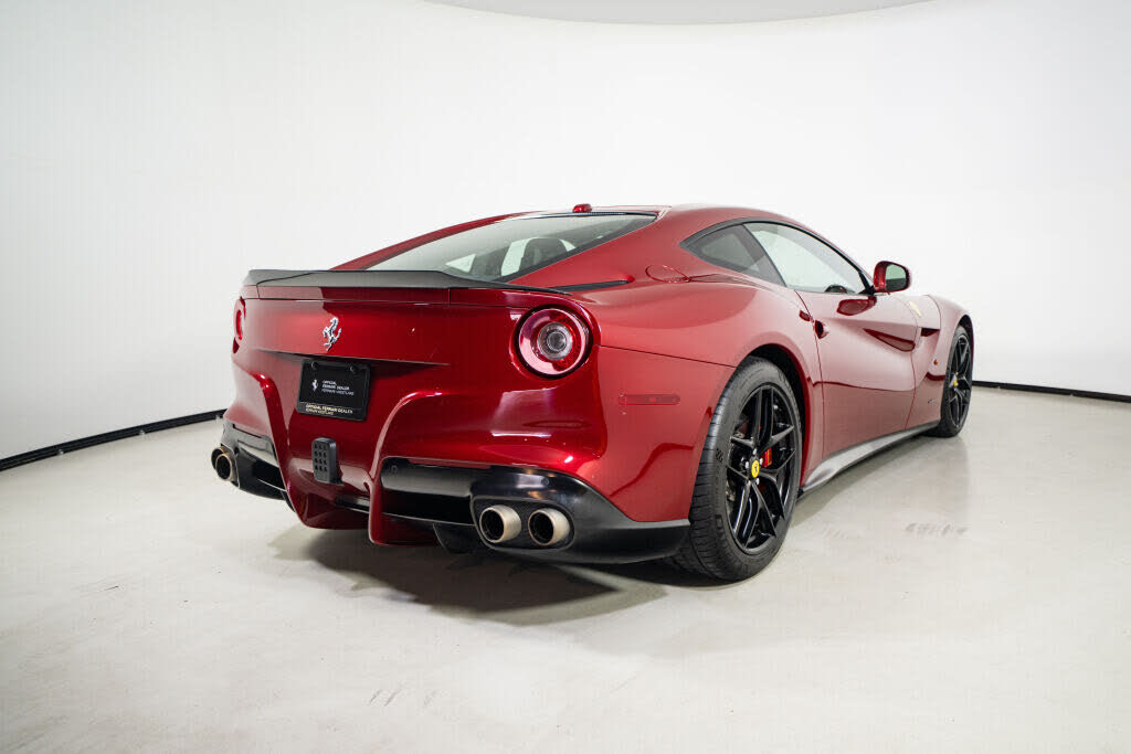 2015 Ferrari F12 Berlinetta Coupe photo 7 of 24