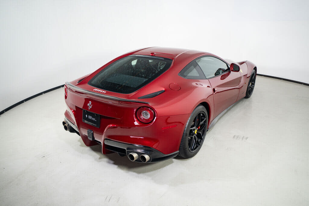 2015 Ferrari F12 Berlinetta Coupe photo 8 of 24