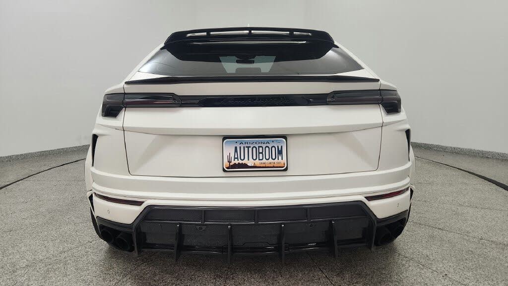 2019 Lamborghini Urus 4WD photo 15