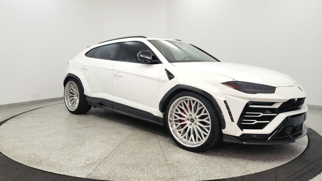2019 Lamborghini Urus 4WD photo 7