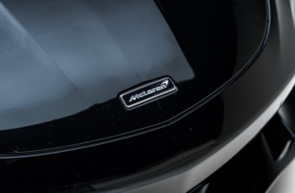 2023 McLaren GT RWD photo 13