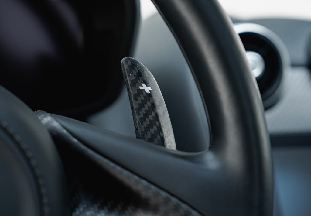 2023 McLaren GT RWD photo 22
