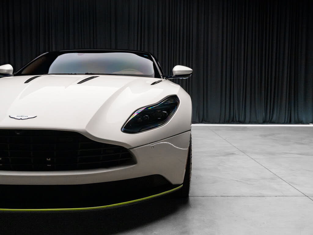 2020 Aston Martin DB11 AMR RWD photo 23